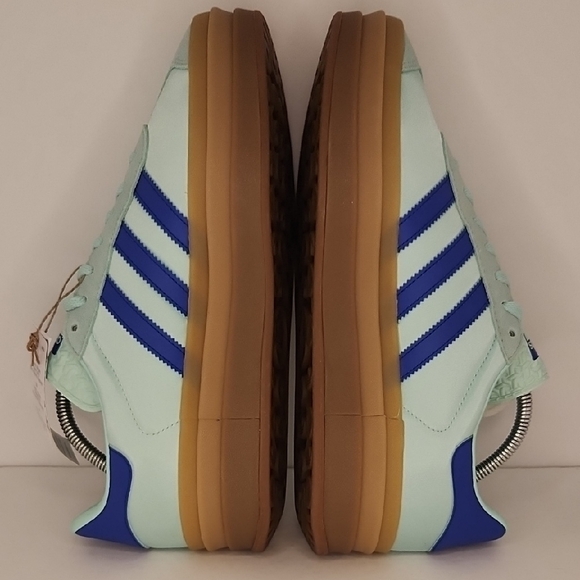 Adidas Gazelle Light Green with Blue Stripes - Picture 5 of 9